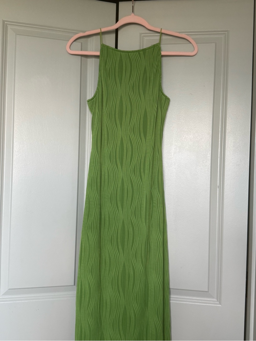 Strappy Green Maxi Dress with Wavy Texture